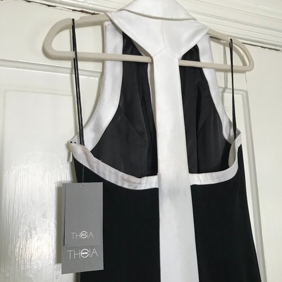 Theia Deep V Tuxedo Gown - Picture 5 of 8